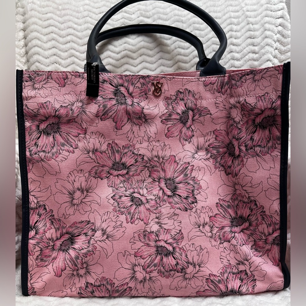 NWT Victoria’s Secret Floral Tote, Pink/Black